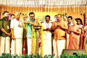 ഓണം കുടുംബശ്രീക്കൊപ്പം; സംസ്ഥാനതല വിപണനമേള തുടങ്ങി