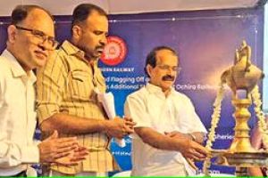 കേരളത്തിൽ 20,000 കോടിയുടെ റെയിൽവേ വികസനം-ജോർജ്  കുര്യൻ