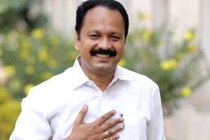 ട്രെയിൻ യാത്രയ്ക്കിടെ ഹൃദയാഘാതം; കേരള കോൺഗ്രസ് നേതാവ് പ്രിൻസ് ലൂക്കോസ് അന്തരിച്ചു