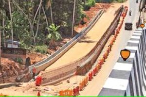 വിഴിഞ്ഞം തുറമുഖ റോഡ് അന്തിമഘട്ടത്തിൽ; റോ‍ഡുമാർഗം കണ്ടെയ്നർ നീക്കം ഉടൻ