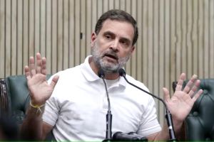 വ്യാജ ലോഗിൻ ഉപയോഗിച്ച് വോട്ടുകൾ നീക്കി, മുഖ്യ തിര. കമ്മിഷണര്‍ക്കെതിരേ ആരോപണങ്ങളുമായി രാഹുൽ