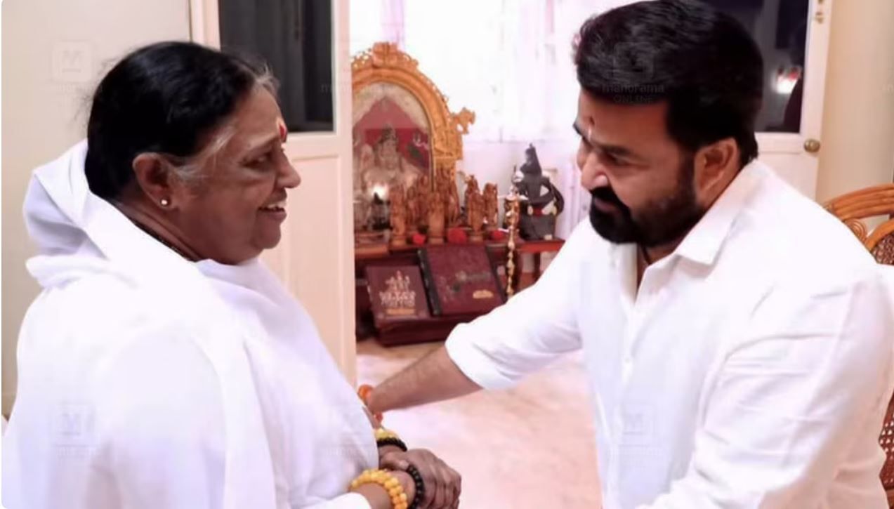 അമൃതവർഷം: മാതാ അമൃതാനന്ദമയിക്ക് 72-ാം പിറന്നാൾ; ആഘോഷങ്ങൾ ജീവകാരുണ്യത്തിൻ്റെ വേദിയായി : ദിവാകരൻ ചോമ്പാല