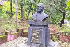 ചോമ്പാലയിലെ കുട്ടമത്ത് പൈതൃകം: വിസ്മൃതിയിൽനിന്ന് വീണ്ടെടുക്കുന്ന സാംസ്കാരിക ചരിത്രം :ദിവാകരൻ ചോമ്പാല