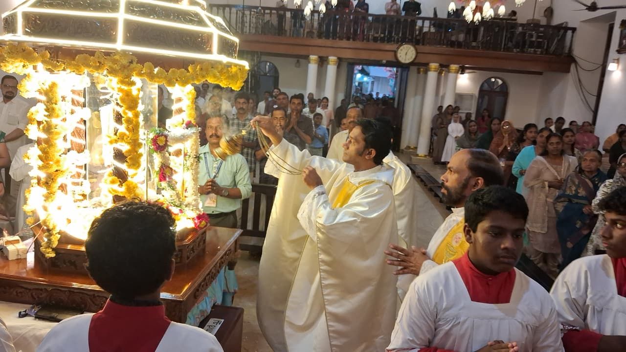 മയ്യഴി തിരുന്നാൾ ഇന്ന് അഞ്ചാം നാളിലേക്ക്
