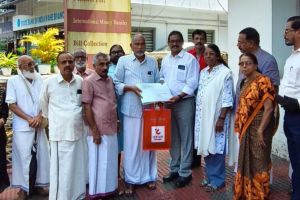 പട്ടികളിൽ നിന്ന് ജനങ്ങളെ രക്ഷിക്കാൻ ഭരണകർത്താക്കൾക്ക് ഭീമ ഹരജി നൽകി