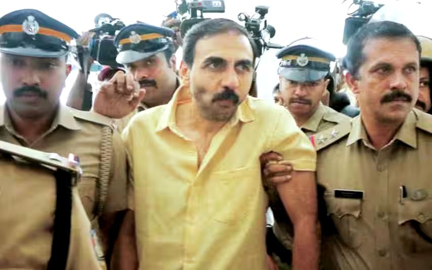 ശബരിമല സ്വർണപ്പാളി കേസ് ; ഉണ്ണികൃഷ്ണൻ പോറ്റി 14 ദിവസം കസ്റ്റഡിയിൽ