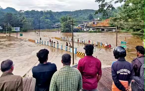 ഒറ്റമഴയിൽ ദുരിതം... കല്ലാറ് മുക്കിയത് നെടുങ്കണ്ടത്തെ ആറ് ഗ്രാമങ്ങളെ