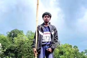 അഭിനവിന് ഇനി മുളവടികുത്തി ചാടേണ്ടസർക്കാർ പോൾ വാങ്ങിനൽകും
