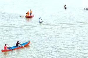 മീൻപിടിക്കുന്നതിനിടെ പുഴയിൽ വീണ് മത്സ്യത്തൊഴിലാളിയെ കാണാതായി