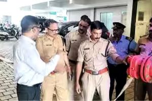 വ്യാപാര സ്ഥാപനങ്ങളുടെ സുരക്ഷ 'ഓപ്പറേഷൻ അഗ്നികവചം' ആരംഭിച്ചു