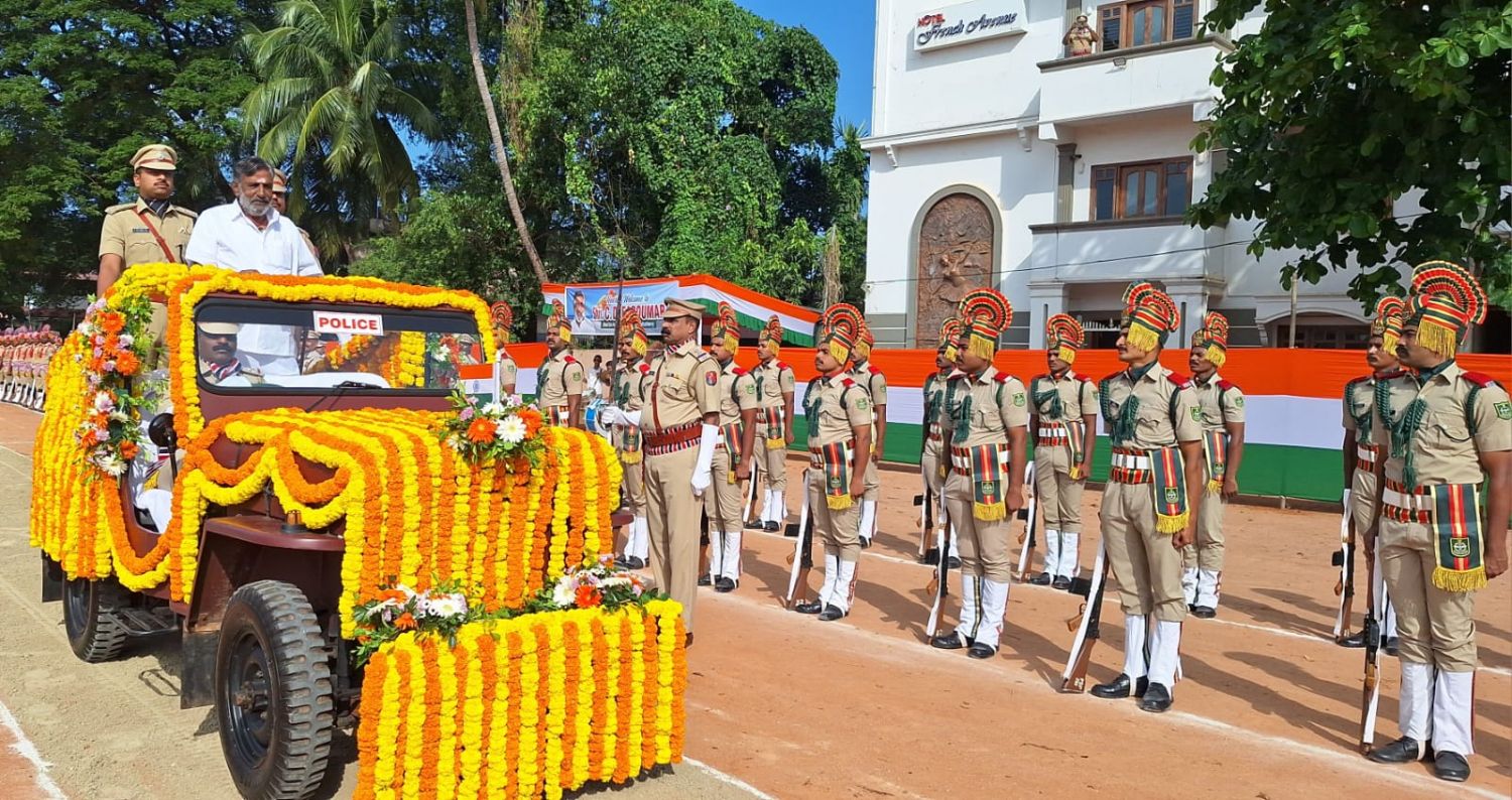 whatsapp-image-2025-11-01-at-20.41.52_98738cf7