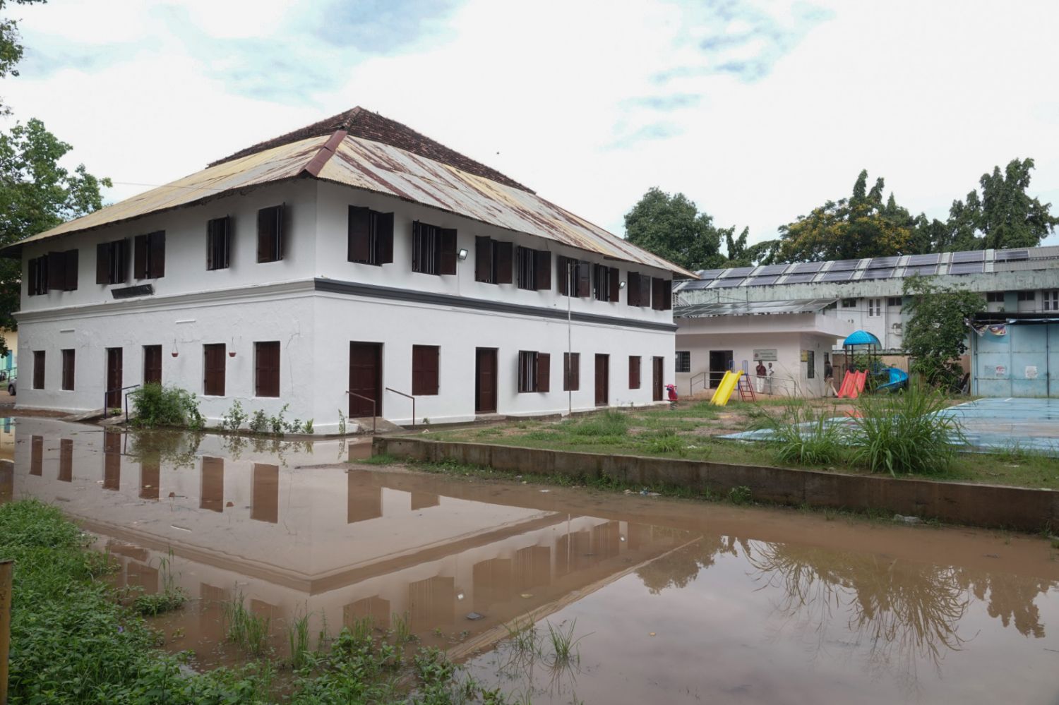 ചരിത്രത്തിൻ്റെ കോട്ടമതിൽ: ഫോർട്ട് ഹൈസ്കൂൾ ; തിരുവനന്തപുരത്തിൻ്റെ ഹൃദയത്തിൽ, 150 വർഷത്തെ അക്ഷരവെളിച്ചം