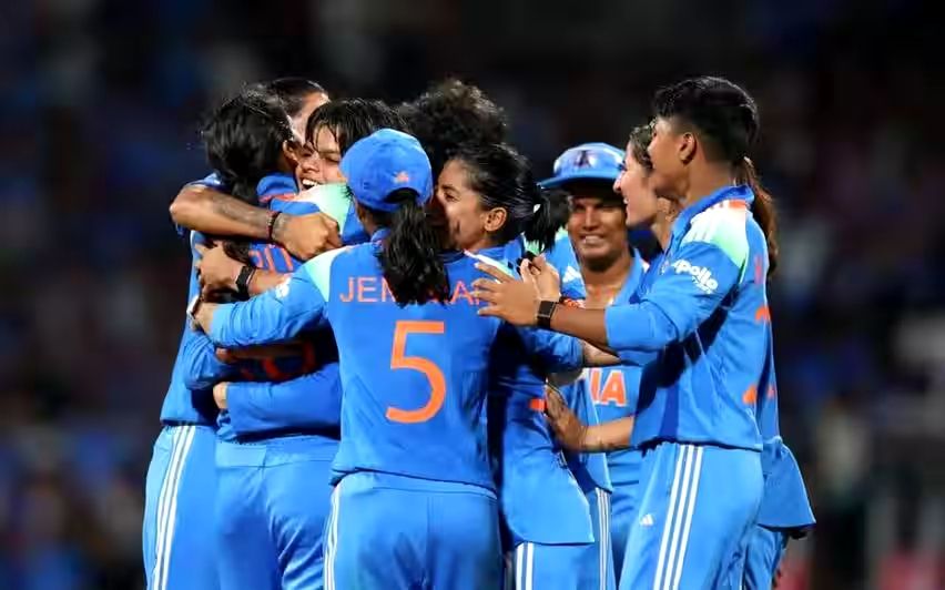 ചരിത്രമെഴുതി ഇന്ത്യന്‍ പെണ്‍പുലികള്‍; ആദ്യ ലോകകിരീടം