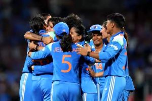 ചരിത്രമെഴുതി ഇന്ത്യന്‍ പെണ്‍പുലികള്‍; ആദ്യ ലോകകിരീടം