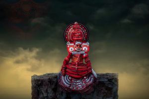 ദൈവത്തിൻ്റെ തിറയാട്ടം ; വിണ്ണിലിറങ്ങിയ ദേവചൈതന്യം :ഷർമിള .പി