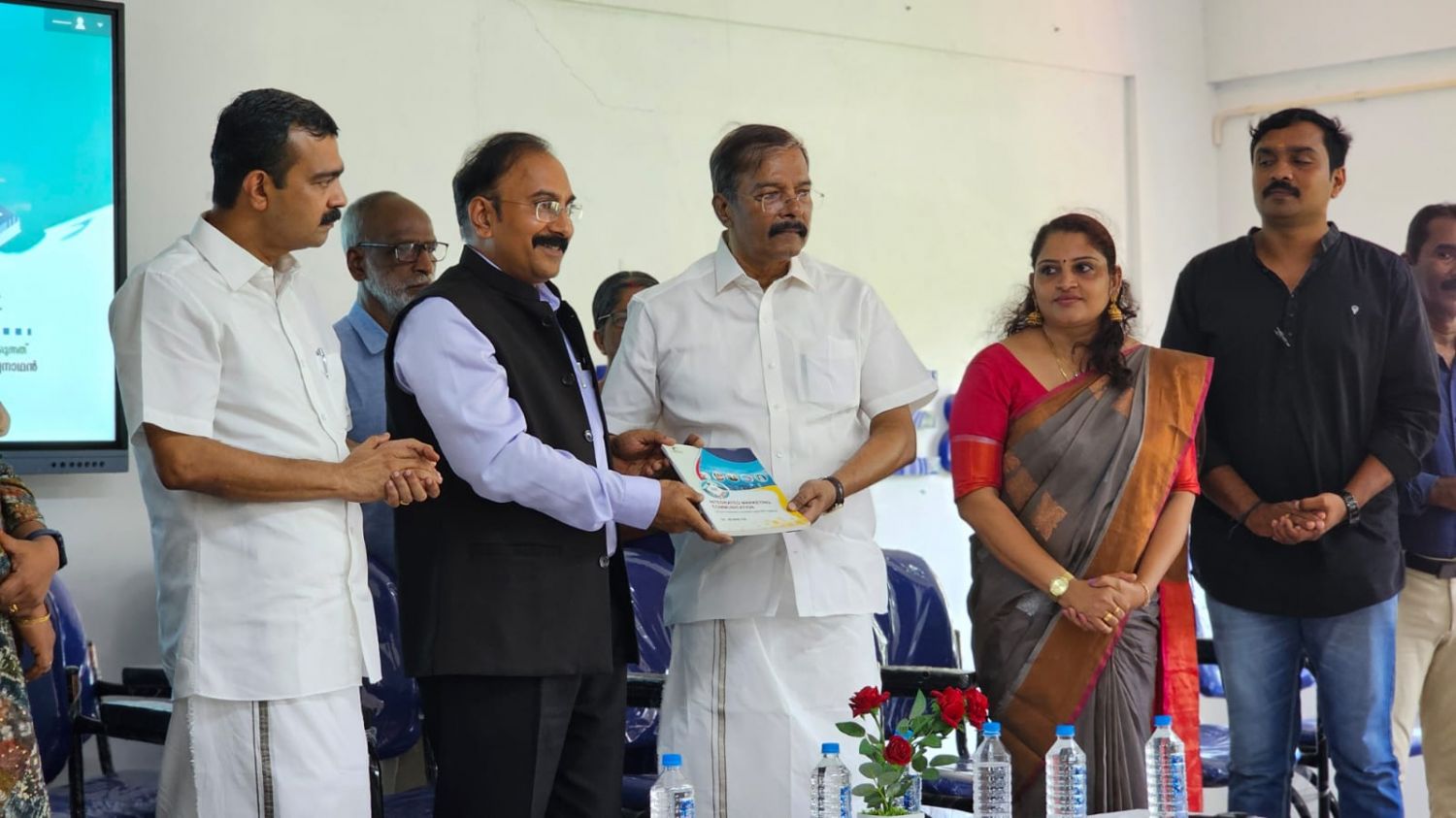 whatsapp-image-2025-11-05-at-23.17.17_9f73b6de