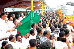 വന്ദേഭാരതിന് ഉജ്ജ്വല സ്വീകരണം