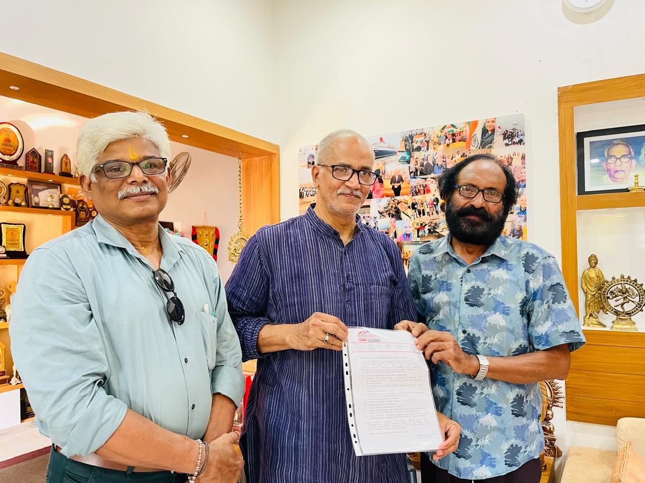 whatsapp-image-2025-11-09-at-20.59.53_698a2d1c