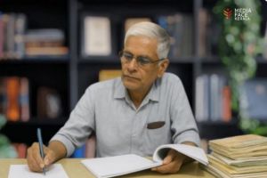 മണ്ണിൻ്റെ  മക്കൾക്ക് മനംനൊന്ത് മണ്ണ് നൽകിയ ജ്ഞാനസൂര്യൻ; ഡോ. സി.എം. നീലകണ്ഠനും സഹധർമ്മിണിയും    : ദിവാകരൻ ചോമ്പാല