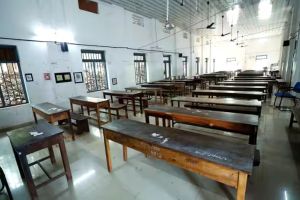 ക്ലാസുമുറികളിൽ വന്ദേമാതരം പാടുന്നത് ശീലമാക്കണം -കേന്ദ്ര വിദ്യാഭ്യാസമന്ത്രി