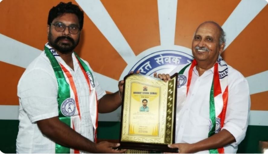 വടകരയുടെ അഭിമാനം: നാട്യഗുരു സിറാജുദ്ധീന് ' ബി.എസ്.എസ്. ദേശീയ പുരസ്‌കാരം'