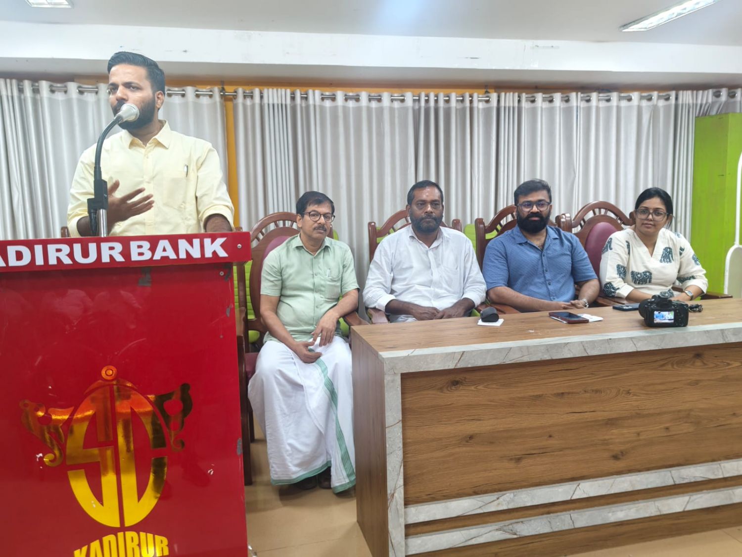 whatsapp-image-2025-11-17-at-19.25.37_ea96bb63