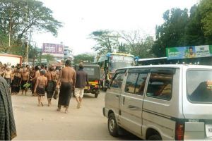 വൃശ്ചികം ഒന്നിന് തിരക്കിലമർന്ന് എരുമേലി