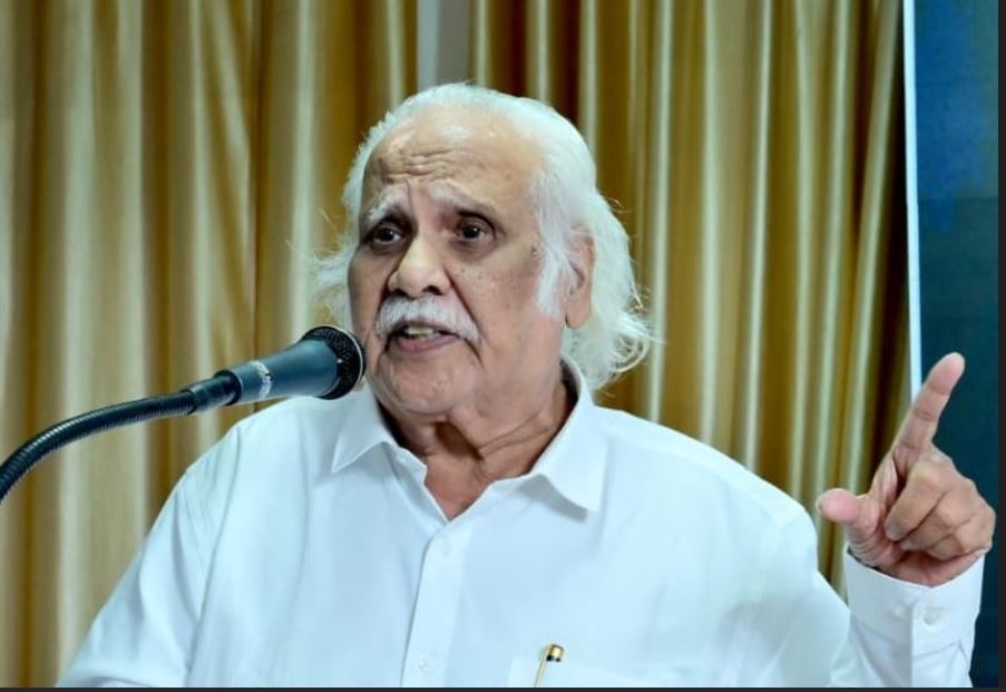 അധികാരം ആർക്കു വേണ്ടി ഉപയോഗിക്കണം ? : ഡോക്ടർ കെ കെ എൻ കുറുപ്പ്