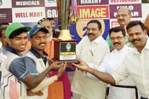 ബത്തേരി പ്രീമിയർ ലീഗ് ക്രിക്കറ്റിൽ കാസ്‌ക് അഞ്ചുകുന്ന് ജേതാക്കൾ