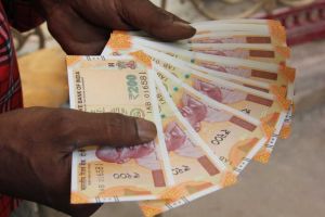 വർധിപ്പിച്ച ക്ഷേമപെൻഷൻ വിതരണം തുടങ്ങി