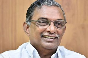 ഉണ്ണികൃഷ്ണൻ പോറ്റിയുടെ വിദേശയാത്ര; പത്മകുമാറിന്റെ പാസ്‌പോർട്ടും പരിശോധിക്കും