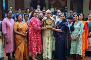 നർത്തകി ഷീജാ ശിവദാസിന് നാടിന്റെ ഹൃദയാദരം