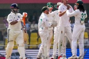 ഇന്ത്യയ്‌ക്കെതിരേ ചരിത്രനേട്ടത്തിന്റെ വക്കില്‍ ദക്ഷിണാഫ്രിക്ക