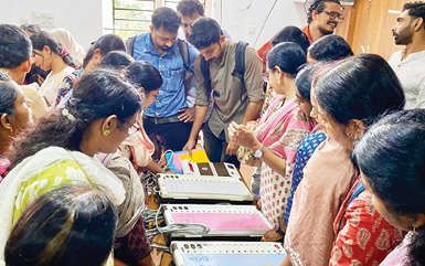 പോളിങ് ഓഫീസർമാർക്കുള്ള പരിശീലനം തുടങ്ങി