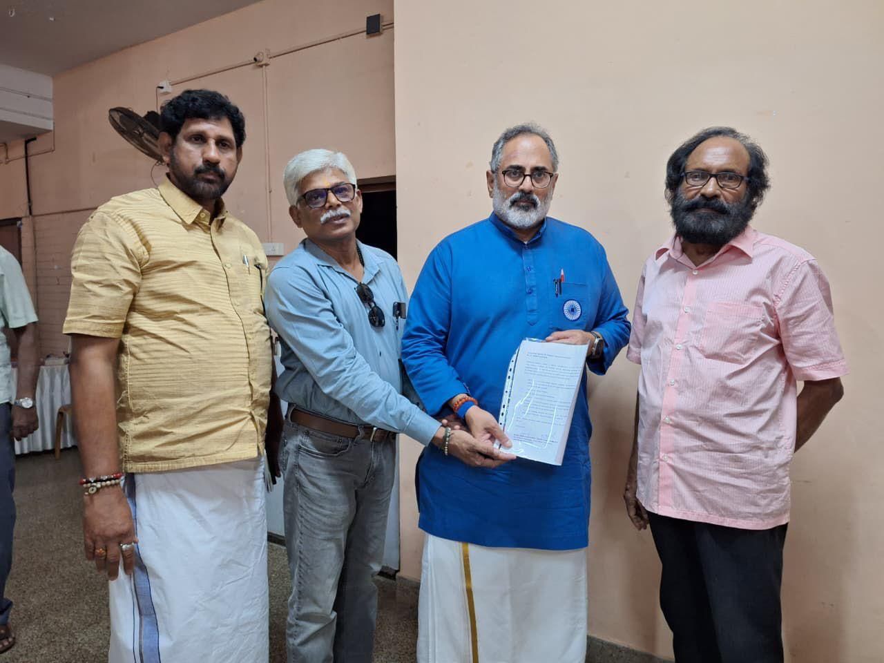 whatsapp-image-2025-11-29-at-22.54.57_07c863c8