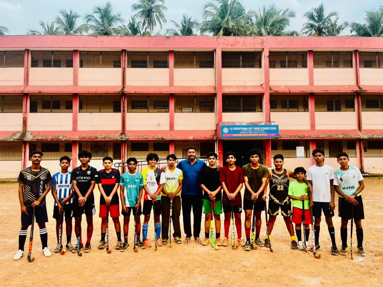 whatsapp-image-2025-12-01-at-19.59.17_655f2e05