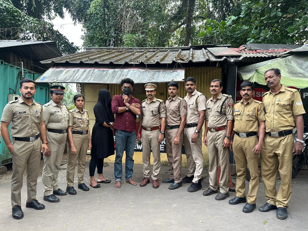 whatsapp-image-2025-12-04-at-19.46.05_61890c21