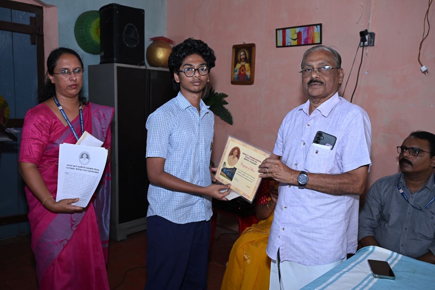 whatsapp-image-2025-12-05-at-21.01.13_ca272ab7