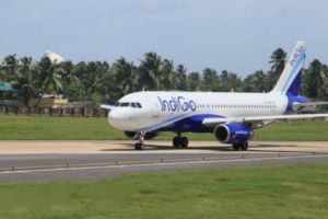 ഇൻഡിഗോയുടെ 10 ശതമാനം സർവീസ് റദ്ദാക്കാൻ കേന്ദ്രം