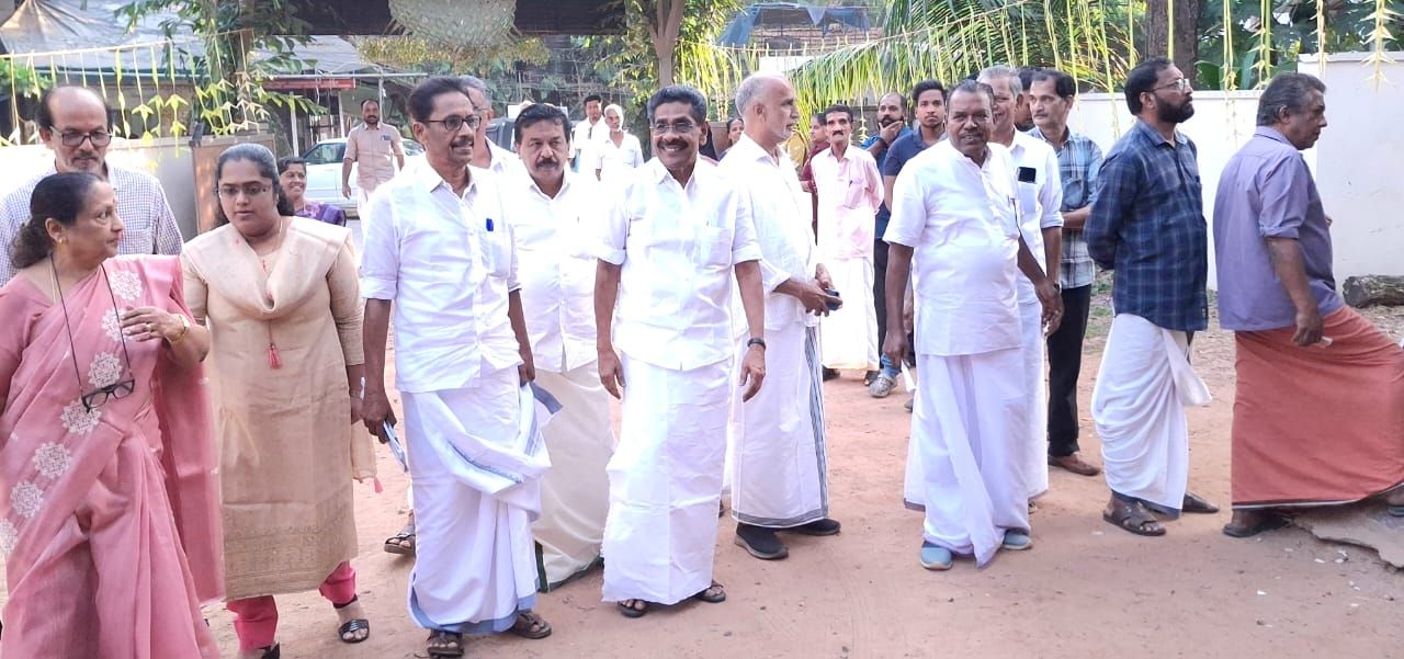 നടിയെ അക്രമിച്ച സംഭവം അടൂർ പ്രകാശിന്റെ പരാമർശനം അനവസരം : മുല്ലപ്പള്ളി