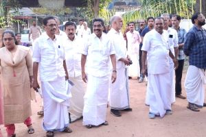 നടിയെ അക്രമിച്ച സംഭവം അടൂർ പ്രകാശിന്റെ പരാമർശനം അനവസരം : മുല്ലപ്പള്ളി