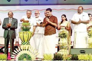 വിദ്വേഷത്തിനെതിരായ രാഷ്ട്രീയമാനമാണ് കൊച്ചി ബിനാലെ- മുഖ്യമന്ത്രി