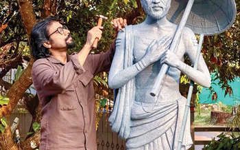 ഗുരുവായൂരിലെ മഞ്ജുളാൽ തറയിൽ കുചേലശില്പം ഇന്ന് സമർപ്പിക്കും