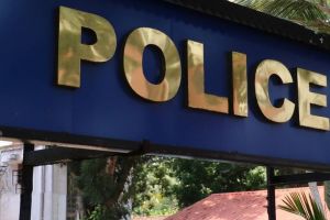 'പോറ്റിയെ... കേറ്റിയേ...' ഗാനത്തിന്റെ പേരിൽ ഡിജിപിക്ക് പരാതി