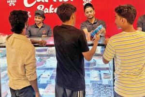 ക്രിസ്മസ് വരവായി, കെയ്ക്ക് വിപണി ഉണർന്നു