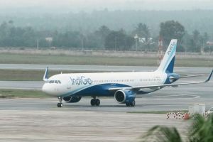 വിമാനങ്ങൾ റദ്ദാക്കൽ: ഇൻഡിഗോയ്‌ക്കെതിരേ കോംപറ്റീഷൻ കമ്മിഷന്റെ അന്വേഷണം