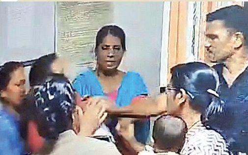 ഗർഭിണിയുടെ കരണത്തടിച്ച് ഇന്‍സ്‌പെക്ടർ; സിസിടിവി ദൃശ്യങ്ങൾ കിട്ടിയത് നീണ്ട നിയമപ്പോരാട്ടത്തിനൊടുവിൽ