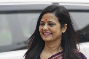 ചോദ്യത്തിന് കോഴ വിവാദം; മഹുവയ്ക്കെ‌തിരായ ലോക്‌പാൽ ഉത്തരവ് ഡൽഹി ഹൈക്കോടതി റദ്ദാക്കി