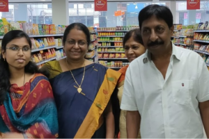 ചിന്താവിഷ്ടയായ ഷർമിള ;ശ്രീനിവാസനും തലശ്ശേരിയിലെ ആ ഓർഗാനിക് ഗന്ധവും അനുഭവക്കുറിപ്പ് : പി. ഷർമിള