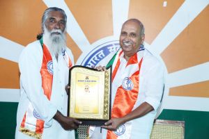 കളരിപ്പയറ്റിന്റെ ചരിത്രവഴികളിലൂടെ ഒരു ദേശീയ അംഗീകാരം; പ്രൊഫ. കെ. വിജയകുമാറിന് ഭാരത് സേവക് സമാജ് പുരസ്കാരം